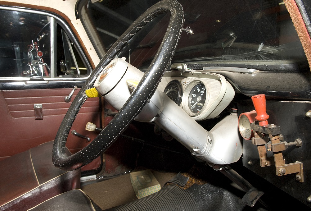 Detail of the Ford's Prefect dashboard